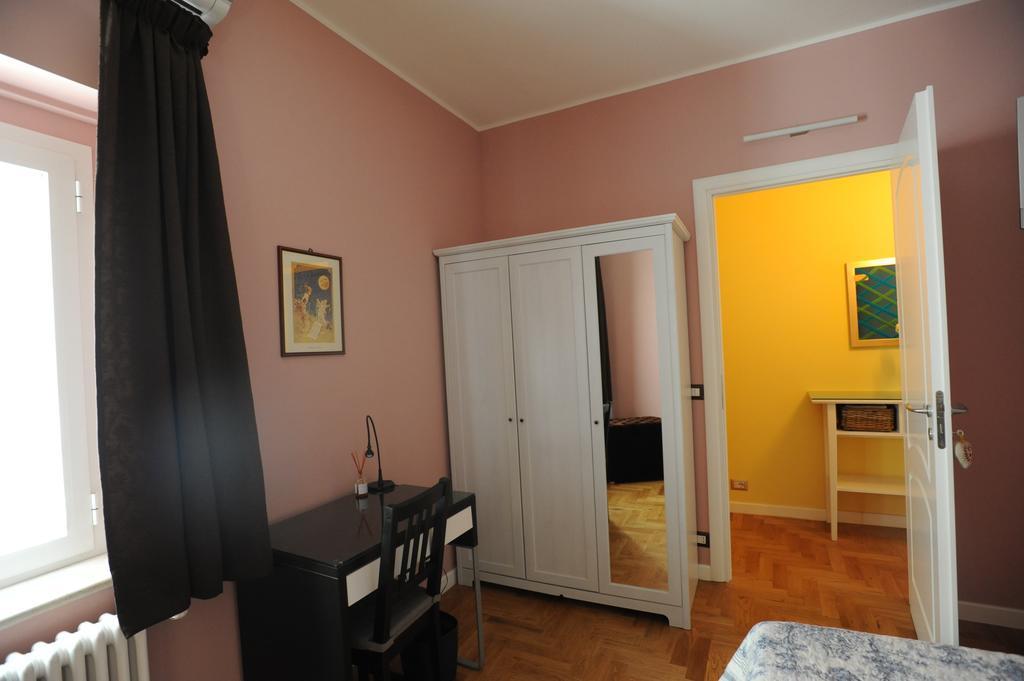 B&B Aurora Domus D'A-Mare Pésaro Habitación foto